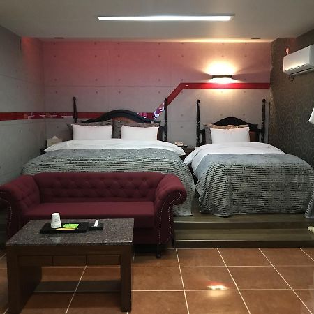 Ms Motel Теджън Екстериор снимка